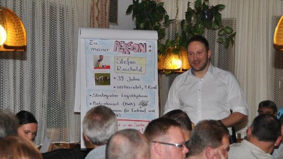 Bürgermeisterkandidat Stefan Reichold im Gasthaus Aichinger ©Foto Stefan Braun